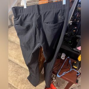 UA pants 32x30